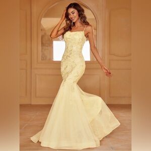 NWOT FAERIESTY M ButterYellow SpaghettiStrap LaceUp BacklessSequin MermaidDress